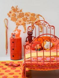 Pomarańczowy pokój dla dziewczynki