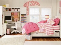 Różowe kolory w pokoju dziewczynki