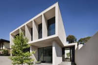 biały dom  nowoczesna architektura