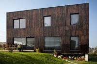 dom nowoczesna bryła drewniana elewacja