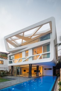 nowoczesna architektura dom z basenem