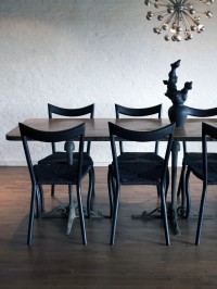 stół i krzesła do jadalni