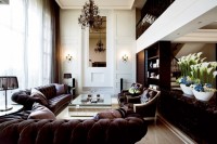 wysoki pokój rustykalne sofy