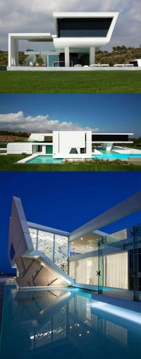 nowoczesny dom z basenami