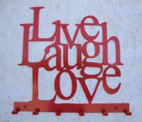 Wieszak na ubrania Live Laugh Love