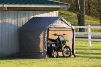 MaÅ‚y namiot garaÅ¼owy z motocyklem